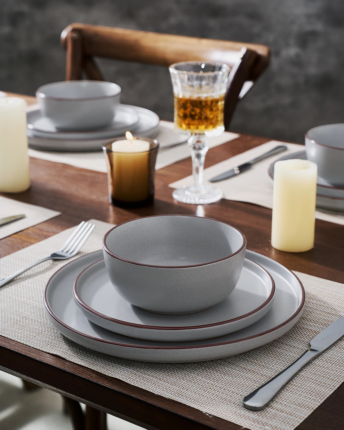 Famiware Mercury 18-Piece Stoneware Dinnerware Set, Service for 6