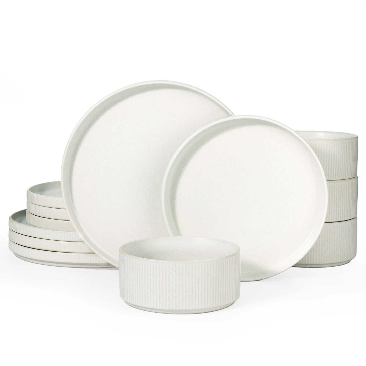 Famiware Star 12-Piece Stoneware Dinnerware Set, Service for 4
