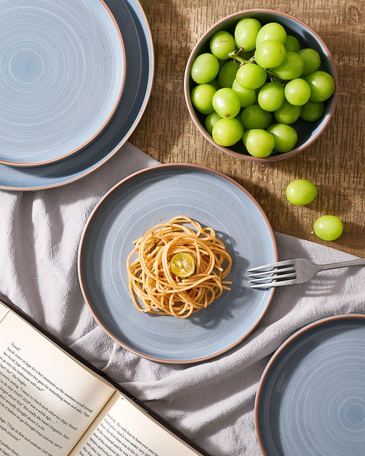 Famiware Meteor 18-piece dinnerware set, blue gray, image 2