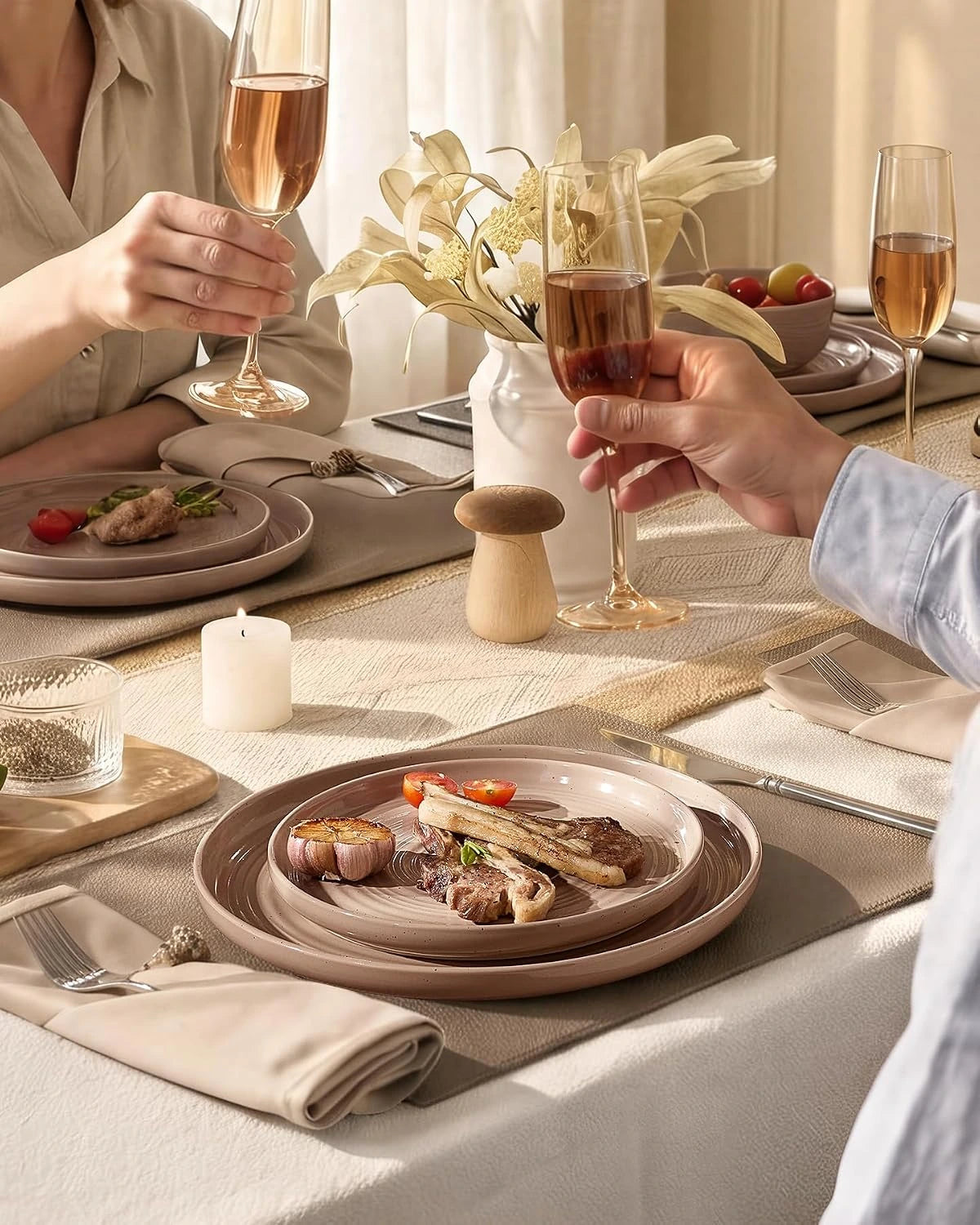 Famiware Ripple 12-Piece Stoneware Dinnerware Set - Brown - 02