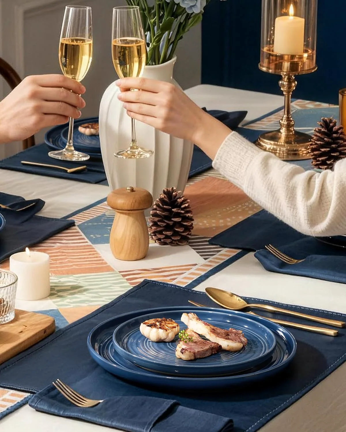 Famiware Ripple 18-Piece Stoneware Dinnerware Set - Abyssal Blue - 02