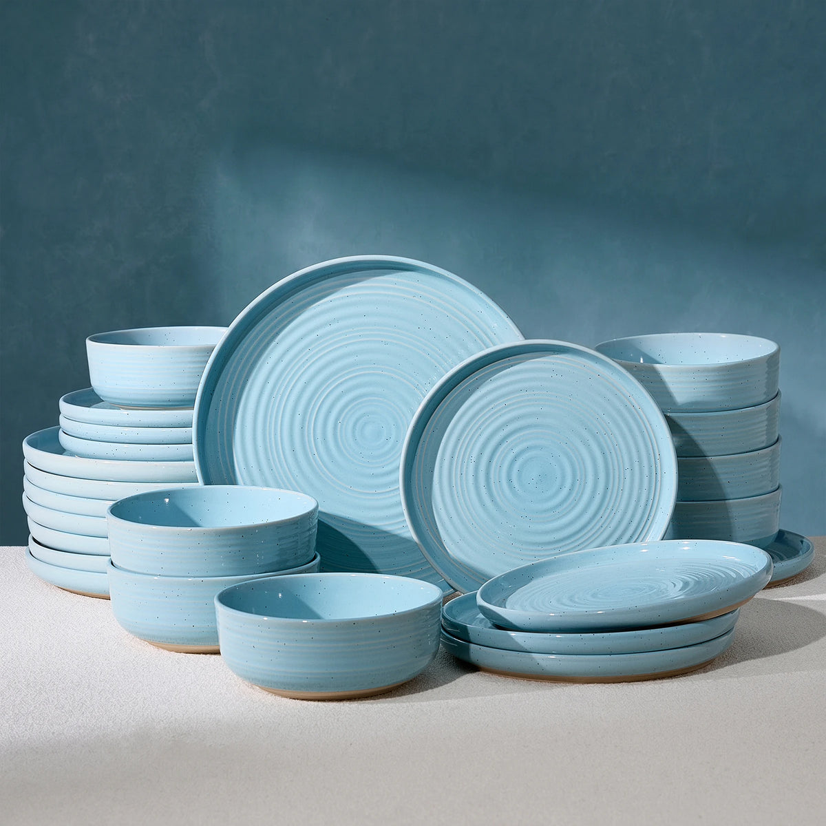 Famiware Ripple 24-Piece Stoneware Dinnerware Set - Ice Blue - 01