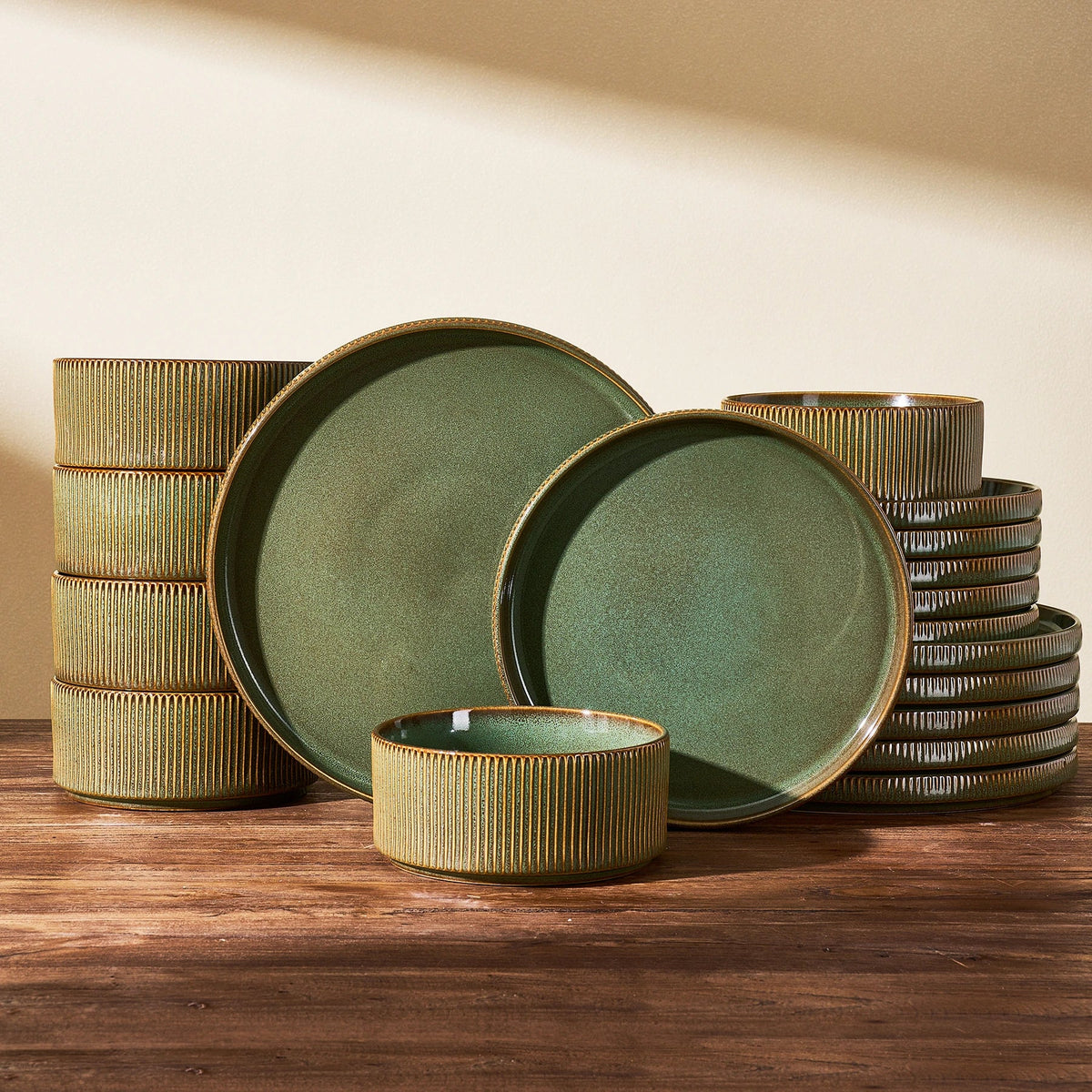Moss green Famiware dinnerware set with plates and bowls