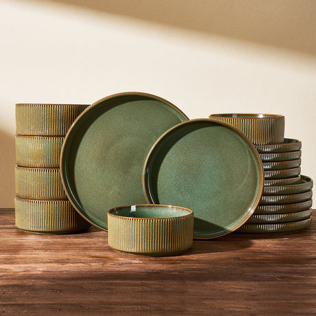 Moss green Famiware dinnerware set with plates and bowls
