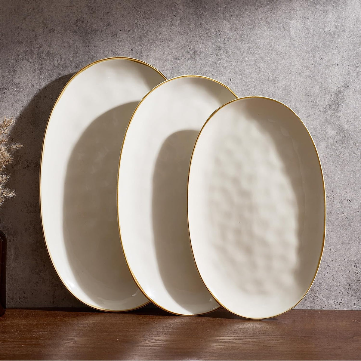 Famiware Ocean oval ceramic serving platters in three versatile sizes
