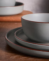 Famiware Mercury 18-Piece Stoneware Dinnerware Set, Service for 6