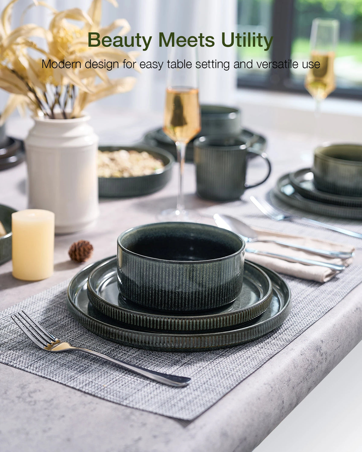 Famiware Star 12-Piece Stoneware Dinnerware Set, Service for 4