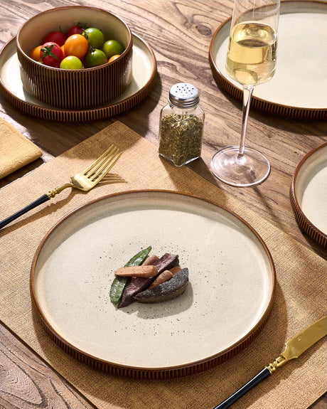 Famiware Star Colorblock 18-Piece Stoneware Dinnerware Set, Service for 6