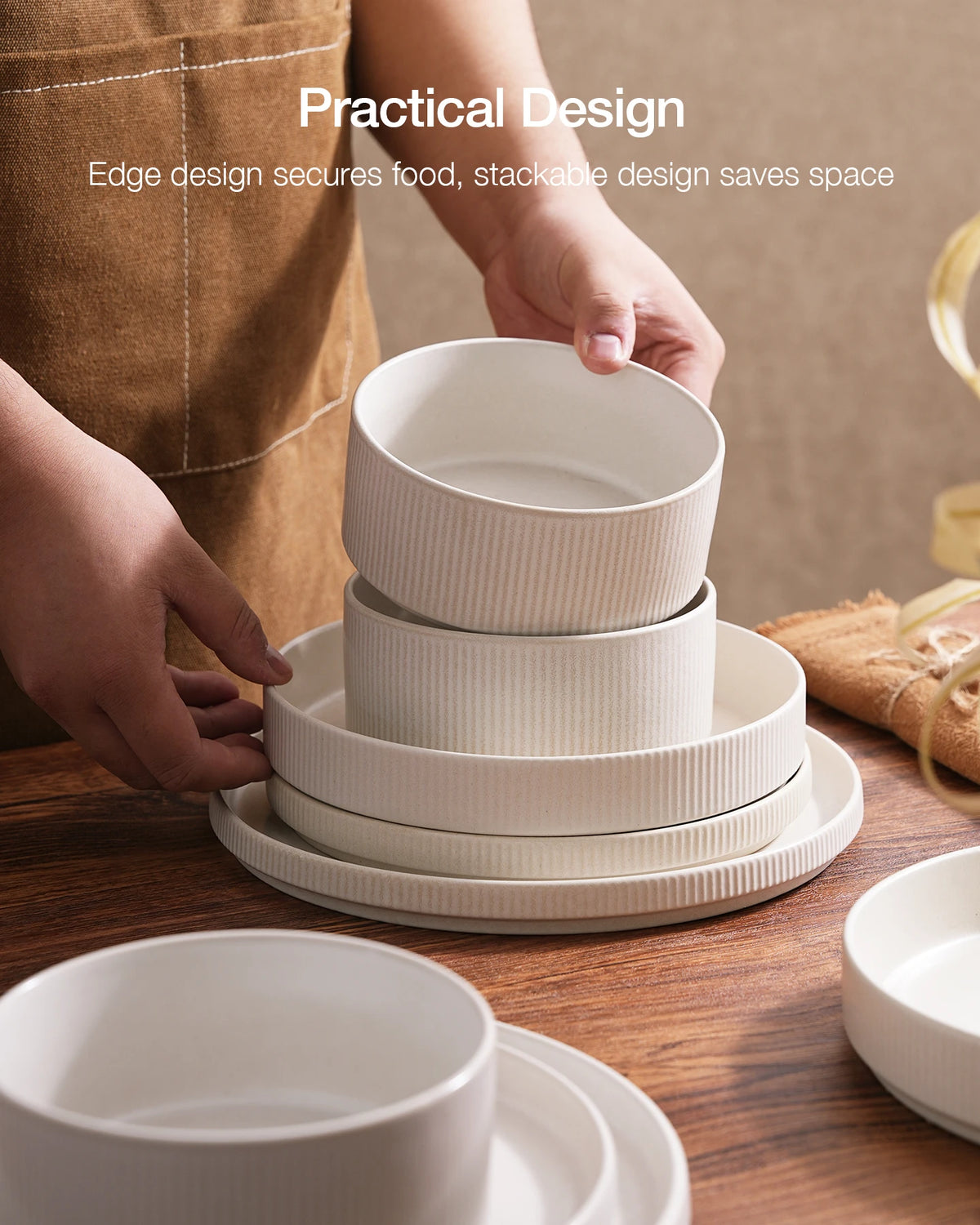 Famiware Star 18-Piece Stoneware Dinnerware Set, Service for 6