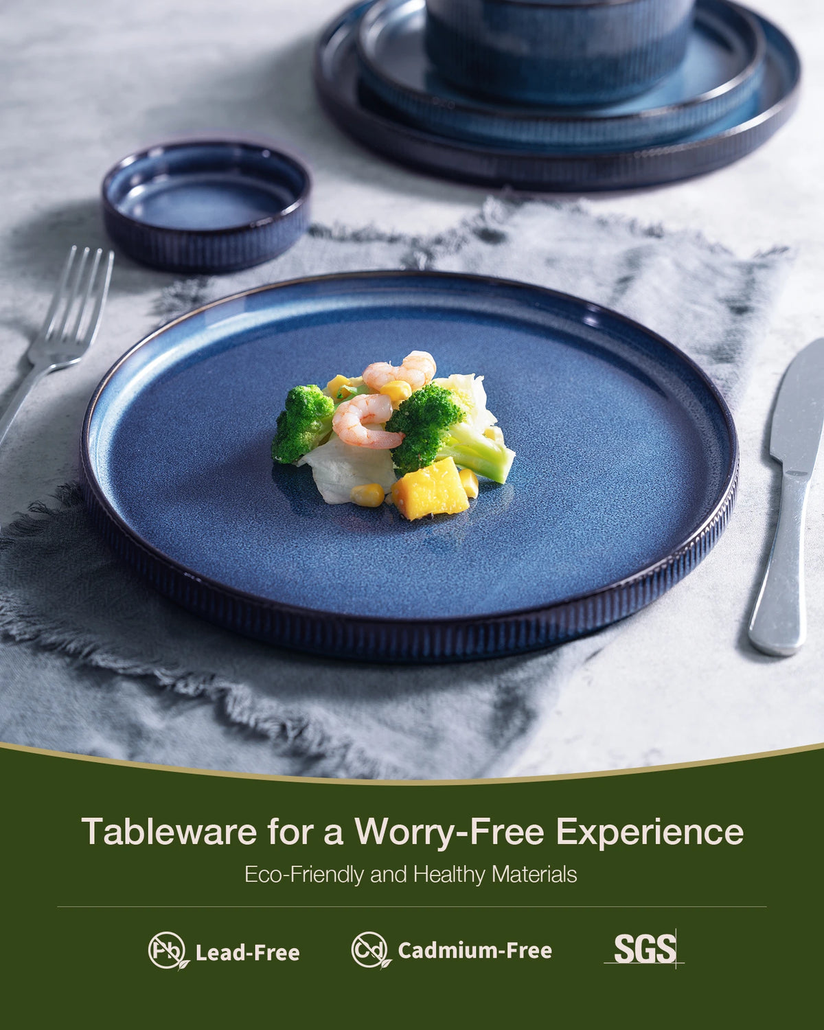 Famiware Star 24-Piece Stoneware Dinnerware Set, Service for 8