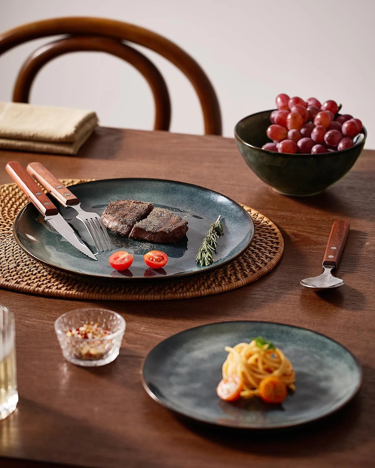 Famiware Ocean Round 24-Piece Stoneware Dinnerware Set, Service for 8 - Deep Forest - image 5